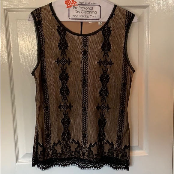 Max Studio Tops - Black lace top size M